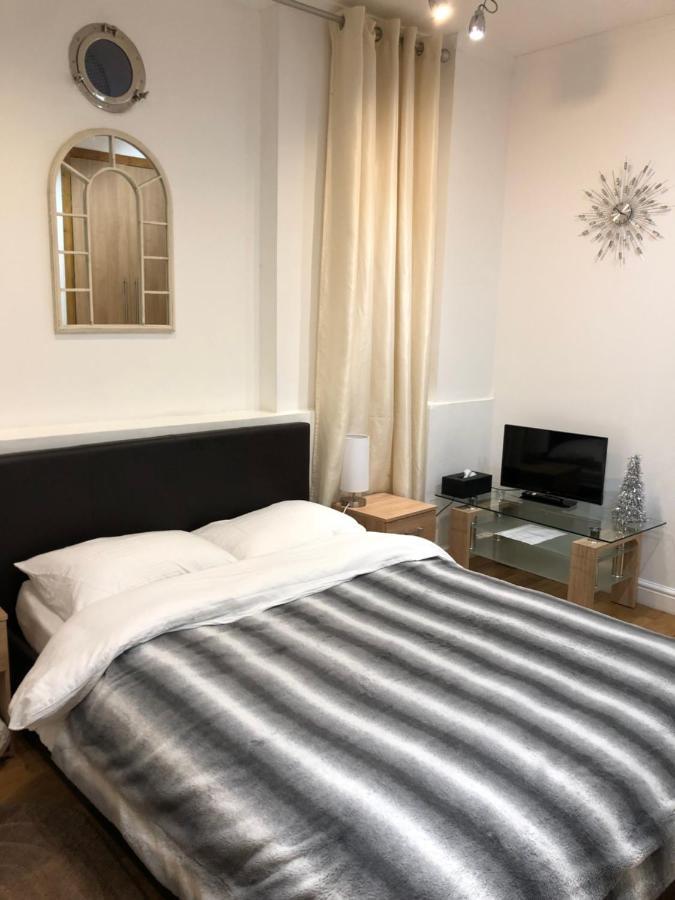 Modern Apartment In Twickenham Highstreet Eksteriør billede